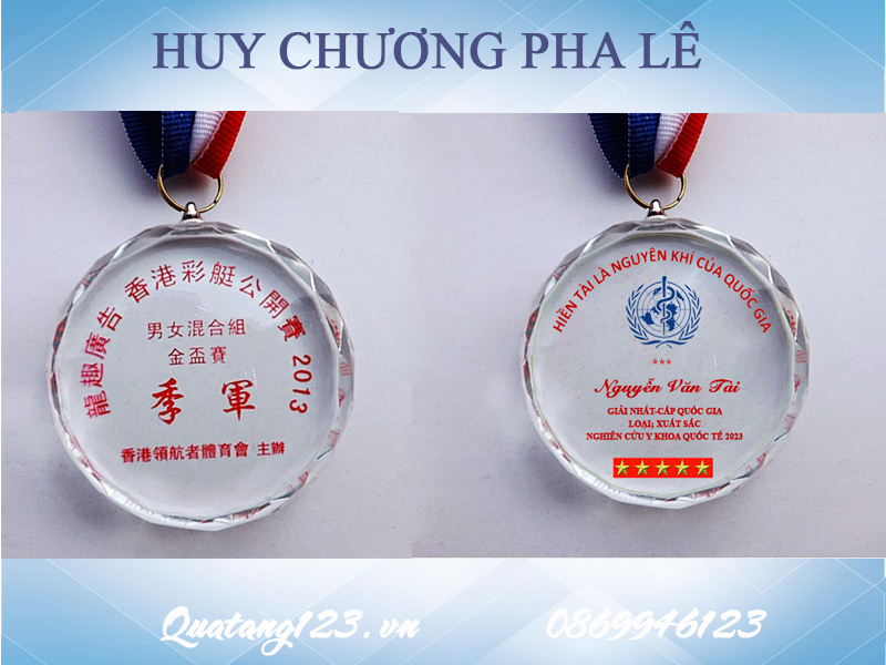 huy chương pha lê